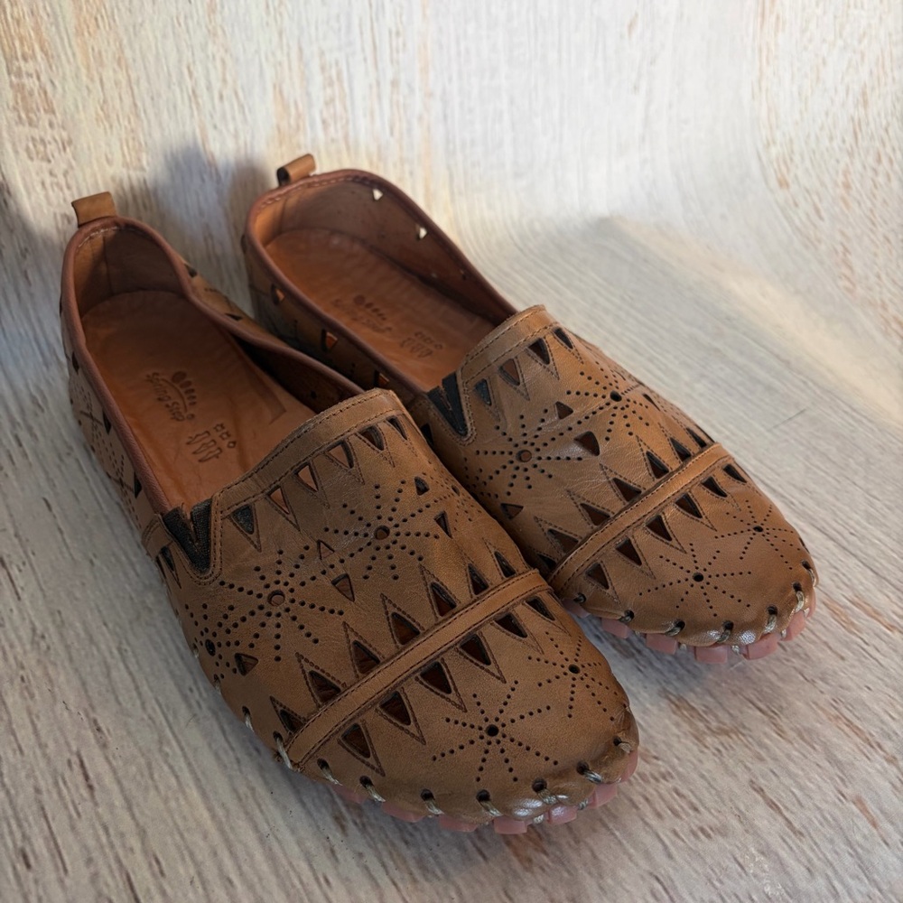 Spring Step Fusaro Brown Leather Cutout Loafers - Picture 2 of 4